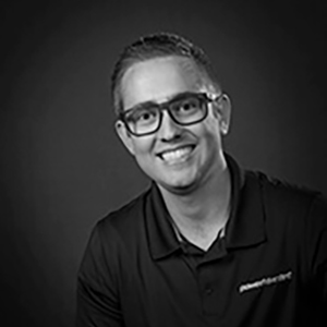Logan Leaming headshot